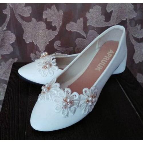 Sweet flat heel shoes woman white lace flowers lady party dancing shoes bridal brides bridesmaid wedding shoes woman