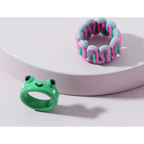 New Cartoon Cute Frog Resin Soft Pottery Rings Fashion Geometric Irregular Round Twist Wave Rings For Girls Women Party Jewelry