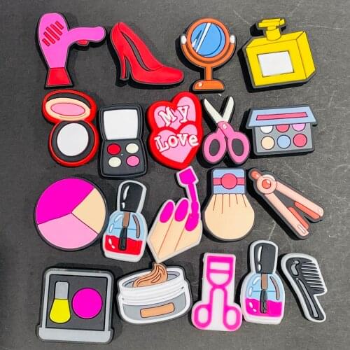 50Pcs Cartoon Blush Dressing Make Up Face Shoe Accessories Garden Shoe Decoration for Wristbands Croc Jibz Buckle Kids X-mas Gif