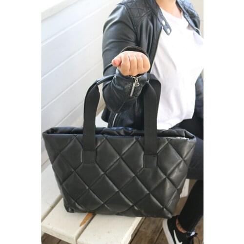 Wall PP Women's Shoulder Bags