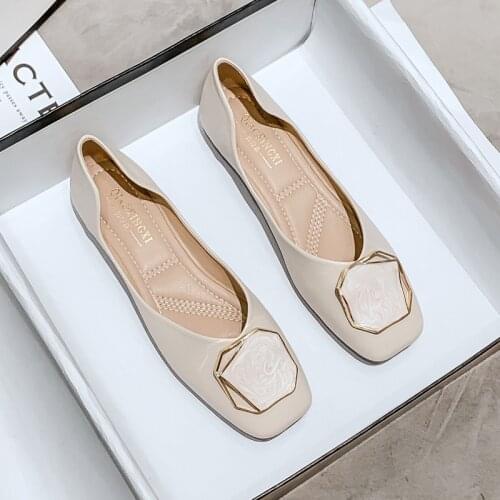 Flat Sole Single Womens Spring Autumn 2021New Square Head Shallow Mouth Soft Leather Pu Gentle Big Size Ladybugs Ladies Shoes