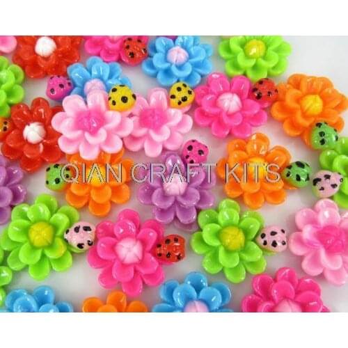 250 Pcs Mixed Resin Flower Ladybug Flatback Cabochon Craft For Scrapbook 22mm