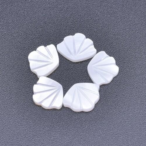 10PCS 7x9mm White Natural Mother of Pearl Shell scallop Beads Pendant charms for Jewelry Making DIY Bracelet Necklace 24218