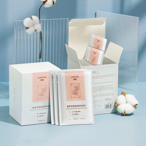 30 Pieces a Box of Makeup Removal Wipes Portable Disposable Face Cleaning Suitable for Travel