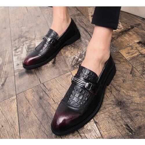 Men Casual Shoes Loafers Sneakers 2021 New Fashion Handmade Retro Leisure Loafers Shoes Zapatos Casuales Hombres Men Shoes