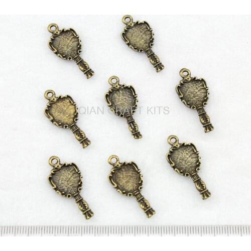 10pcs 29*13mm hand mirror antique bronze zinc alloy pendants charms DIY boutique Jewelry findings hand mirror