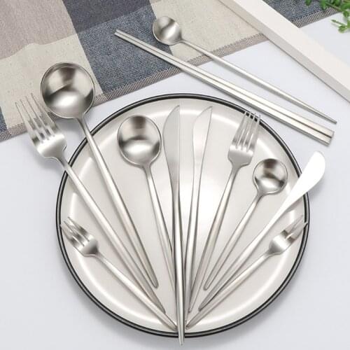 4Pcs/Set Silver Cutlery Set Flatware Set Matt 304 Stainless Steel Dinnerware Set Portuguese Style Knife Fork Spoon Dinner Set