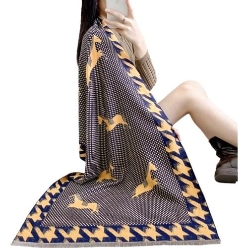 Luxury Winter Horse Pattern Double-sided Print Cashmere Scarf Designer Tassel Cashmere Shawls Cycling Warm Neckerchief Wholesale