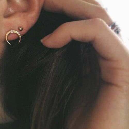 Best selling sales European moon earrings fashion personality new accessories new wholesale