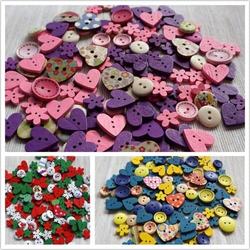 100pcs Colorful Cartoon Mix 2 Holes Wood Buttons