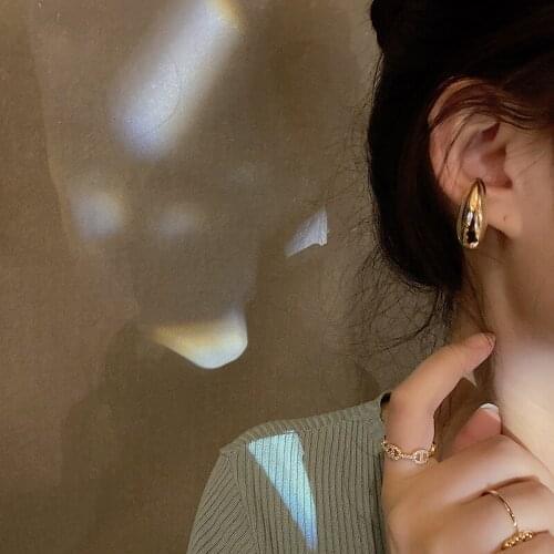 2020 Electroplating Geometric Irregular Ear Bone Clip Metal Cold Wind Wild Earrings Net Red Simple Fashion Earrings Women