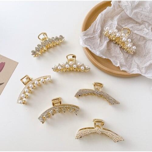 Ruoshui Woman Vintage Pearl Crystal Hairpins Hair Claws New Barrettes Hair Clips Women Hair Accessories Headwear Ornaments
