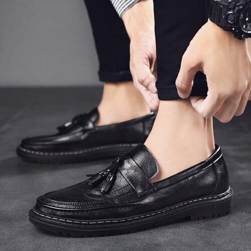 Men Shoes fashion breathable genuine Leather Shoes Casual Breathable Sneakers Loafers tassel mocassins wedding party shoes