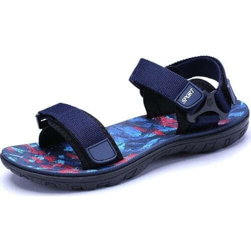 Mens Sandals Vietnam Summer Breathable Walking Men Shoes Lightweight Gladiator Male Sandals for Man Water Footwear 2021 New