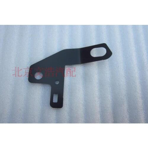 1pc for Jeep Cherokee Front Fender Bracket 68232819AB