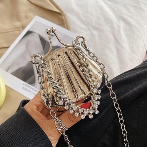 Metal Mini Shell Bags for Women 2021 New Coin Purses and Handbags Luxury Designer Fashion Hard Chain Cute Female Shoulder Bag