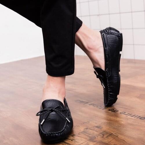 Men Leather Shoes Luxury Fashion Sneakers Flats Slip on Lightweight Mens Elegantes Moccasin Black Loafers Mens Driving Shoes