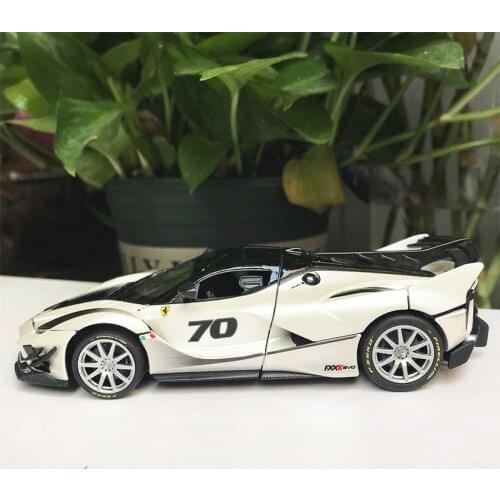 Bburago 1:32 Ferrari FXX K EVO acousto-optic alloy simulation car model carton pack Collect gifts toy