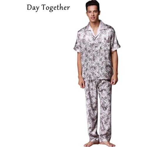Mens Satin Pajamas Sleepwear Luxury Summer Short Sleeve Rayon Silk Home Clothes Male Plus Size XXXL Paisley Pyjamas Set Male