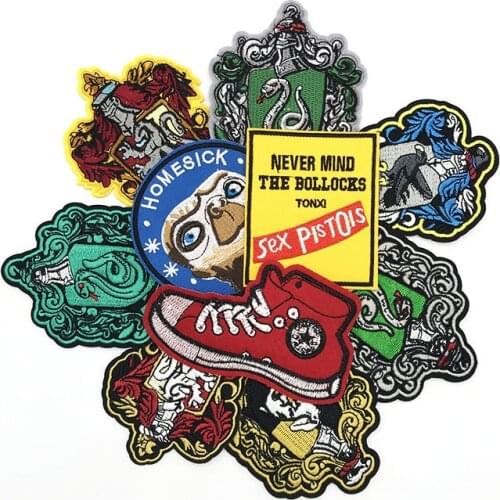 10pcs embroidery Badge patch DIY badge patch paste patch thermo-adhesive clothing stickers sewing lron on clothes patches