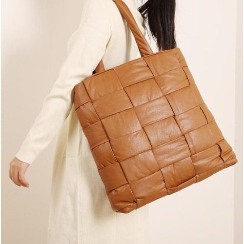 Designer Lady Handbags Luxury Pu Large Capacity Tote Bag Good Quality Big Purses 2022 Fashion Leather Woven Women Shoulder Bags