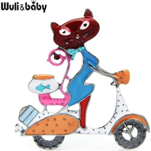 Wuli&baby Enamel Cat Brooches For Women Riding Motorbike Take Fish Cat Animal Paty Casual Brooch Pins Gifts