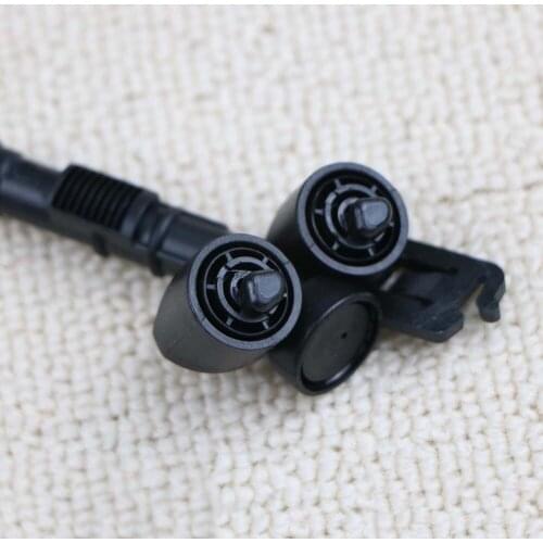 30698422 30698423 For VOLVO S40 C70 C30 V50 2007 2008 2009 2010 2011 2012 Left Right Headlight Washer Pump Wiper Nozzle Cylinder