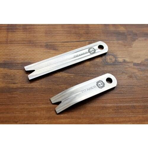 Christmas Gifts TC4 Titanium Alloy Crowbar EDC Small Tools Hanging Key Chain Multi Tools self-defense for students and traveller