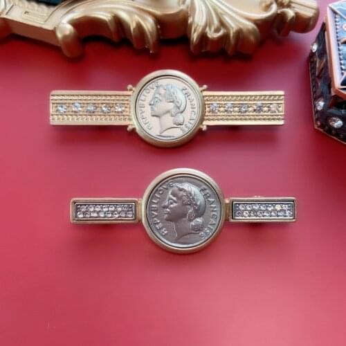 Retro Man Head Portrait Abstract Brooches Rhinestone Crystal Trend Jewelry Modern Party Decoration