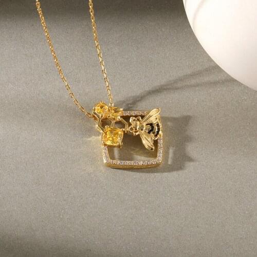 Silvology 925 Sterling Silver Bee Pendant Necklace for Women Honey Square Openwork Creative 2021 Trendy Necklace Insect Jewelry