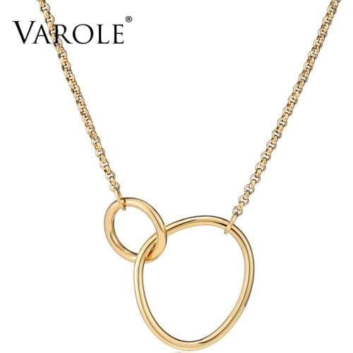 VAROLE Mothers Gift Hand in Hand Choker Necklaces For Women Gold Color Curved Double Ring Pendant Necklace Fashion Jewelry