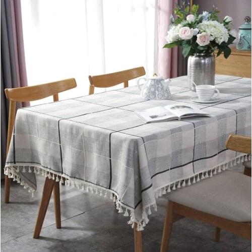 Byetee Jacquard Tablecloths On The Table