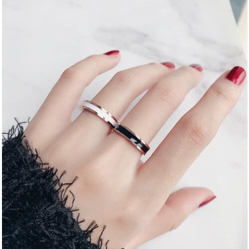 2021 Sale Fine Jewelry Jewelry Titanium steel rose gold black and white ceramic ring Crystal from Austrian Fashion couple ring