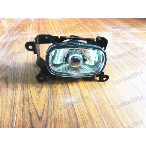 1Pcs LH Front Bumper Fog Lights Driving Lamp With Bulb For MISUBISHI OUTLANDER 2003-2006