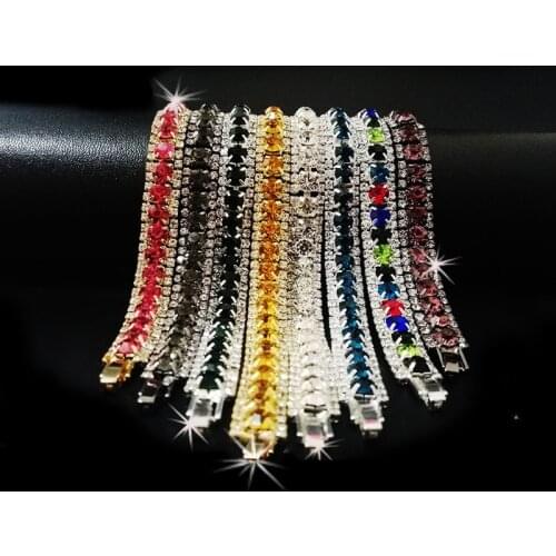 Womens Fashion Dazzling Colour Rhinestone Chain Bracelet Bridal Wedding Band Bracelet Engagement Jewelry Charm Crystal Bracelet