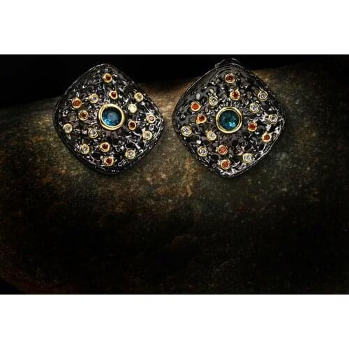 Vintage Female Rainbow Crystal Stont Earrings Charm 14KT Black Gold Wedding Earrings For Women Dainty Square Small Stud Earrings