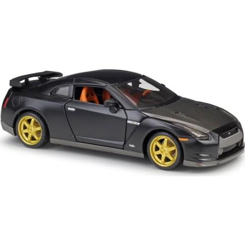 Maisto 1:24 2009 GT-R Modified Version High Simulator Sport Car Alloy Model Car