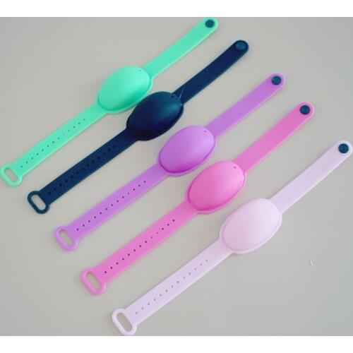 Hand Dispenser Hand Sanitizer Disinfectant Dispenser Pumps Sub-packing Silicone Bracelet Wristband Wristband Hand Dispenser