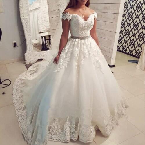 Sexy Off The Shoulder Vintage Lace Wedding Dresses Ball Gown Sweetheart Bridal Dresses with Beaded Sash Vestido De Noiva 2020