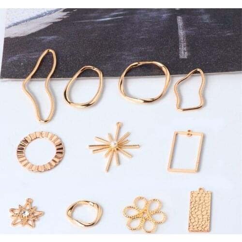 6pcs Korean Alloy Geometric Hollow Shaped Round Rectangular Earrings for Girls Material Bracelet pendant Jewelry Accessories