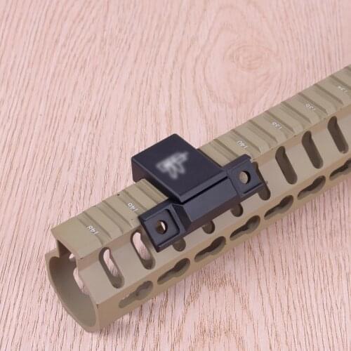 Tactical Weapons Scout Light Offset Mount for Surefire M951 M620V Series Mounted on 1913 Quard Rail Airsoft Flashlight Gear