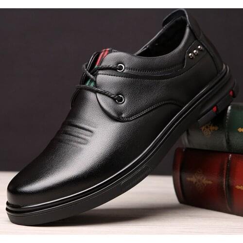 2019 New Fashion Adult Men Casual Leather Shoes Business Wedding Casual Shoes Comfortable Office Party Brogue Shoes R5-42