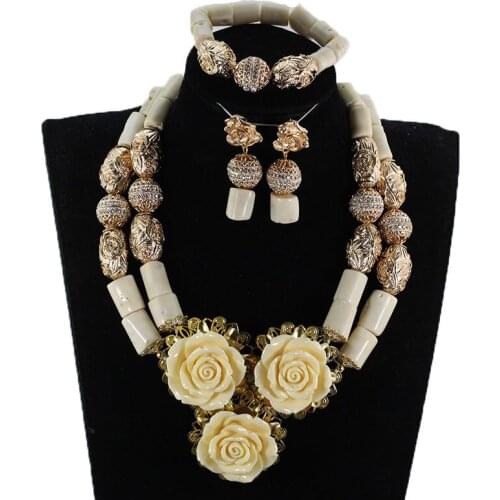Modern Design Coral Necklace Earrings Bracelet Jewelry Set Beautiful Flowers Shape Necklace Set Coral Pendant Necklace NCL727
