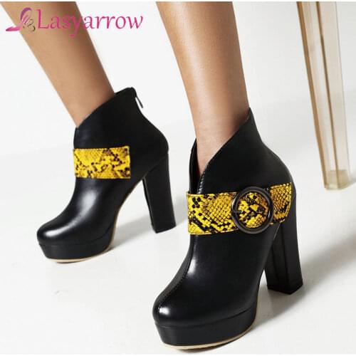 Lasyarrow 2021 Autumn Winter Women Ankle Boots Platform Square High Heel Ladies Short Boots Fashion Buckle Round Toe Women Boot