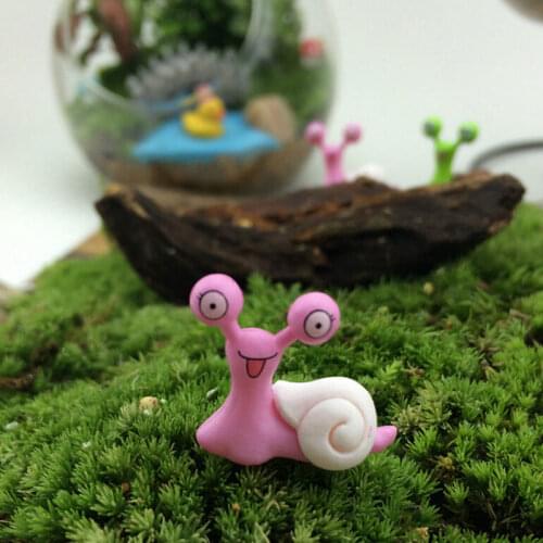 1pcs Figurine Decor Fairy Garden Dollhouse Ornament Random Color Miniature Snail