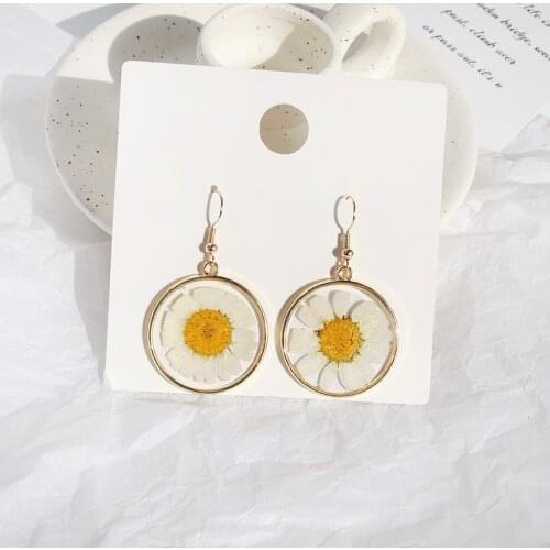 Korean Sunflower Dangle Earrings for Woman Girl Lady Dried Flowers Earring Fashion Festival Charm Party Jewelry