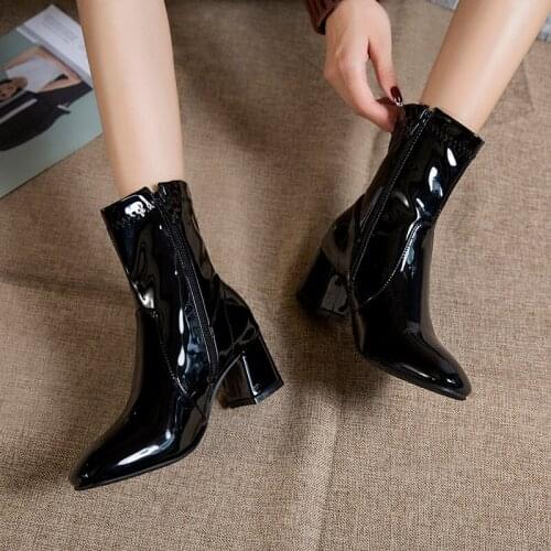 Patent Leather Suture Side Zipper Chelsea Boots Square Toe Thick Heel Shiny Leather Fashion Female Ankle Boots Large Size Simple