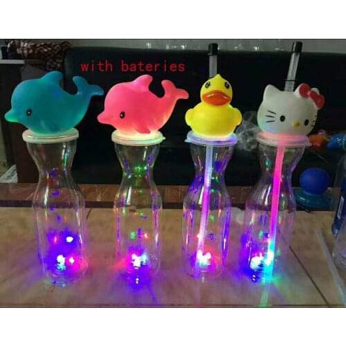 Factory sale shaped 450ml yard fashion color transparent creative 4 carton plastic straw water bottle with bateries