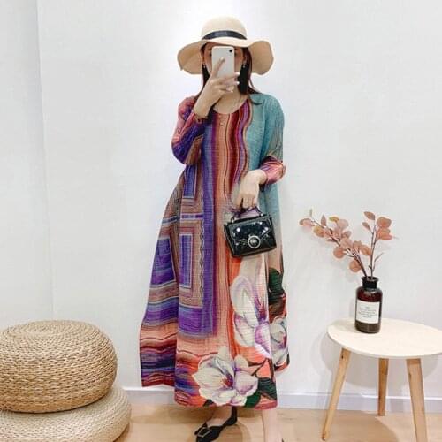 Women Printed Dress Loose Large Size Temperament Round Neck Three Quarter Pleated Fashion Tide Summer 2021 New E109