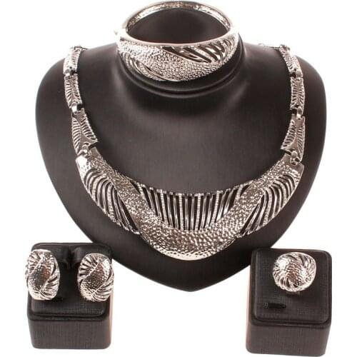 African Beads Jewelry Set Dubai Gold/Silver Color Crystal Women Wedding Party Necklace Bangle Earring Ring Fine Jewelry Sets